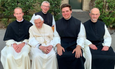 Emeritis Pope Benedict